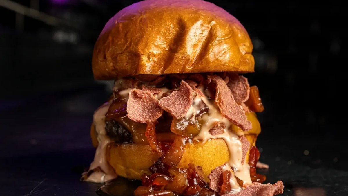 Instagram: Burguer Chin